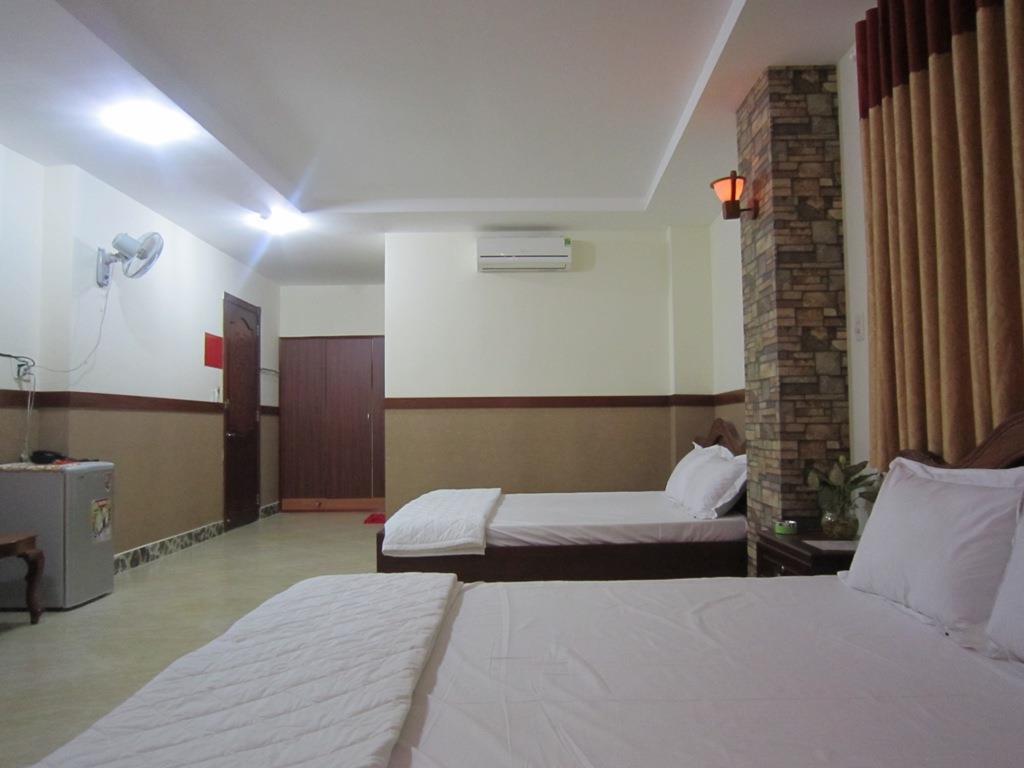 Tan Cuu Long Hotel Ho Chi Minh City Exterior photo
