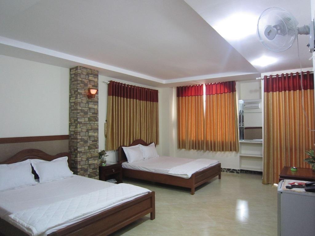 Tan Cuu Long Hotel Ho Chi Minh City Exterior photo